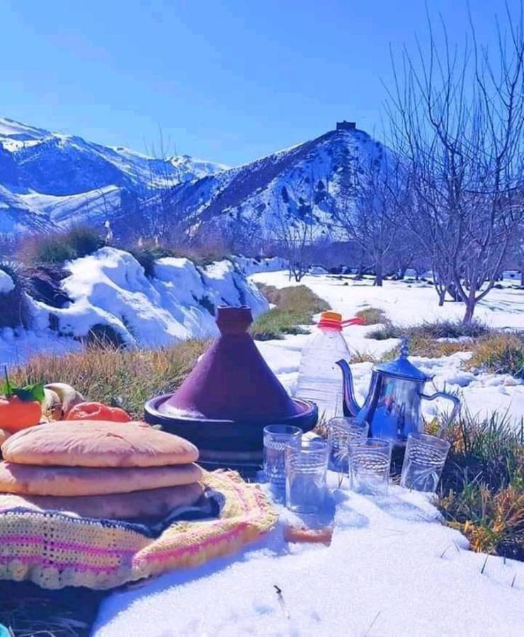 Gite Dar Tanzoughte Imlil  Bagian luar foto